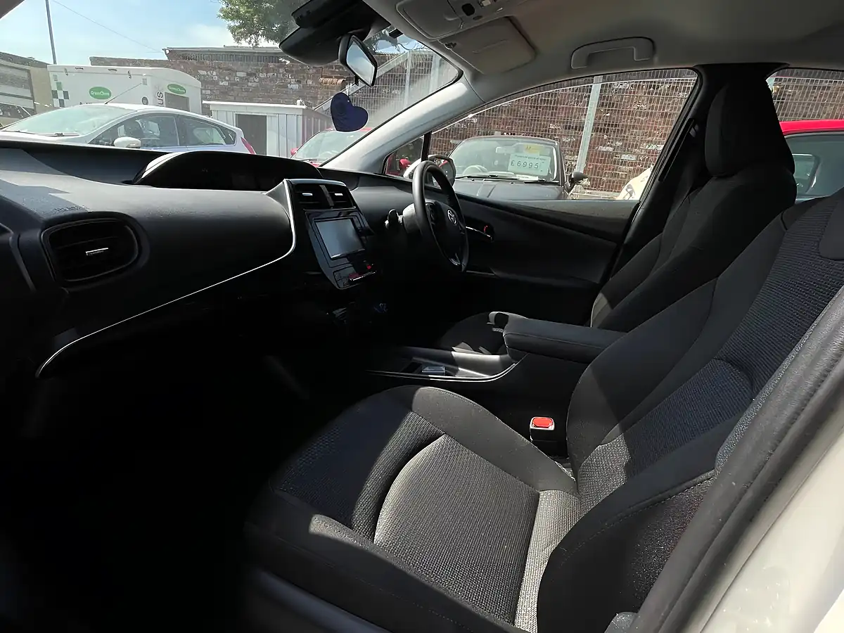 Used 2019 Toyota Prius Active White - Interior and Exterior details 13