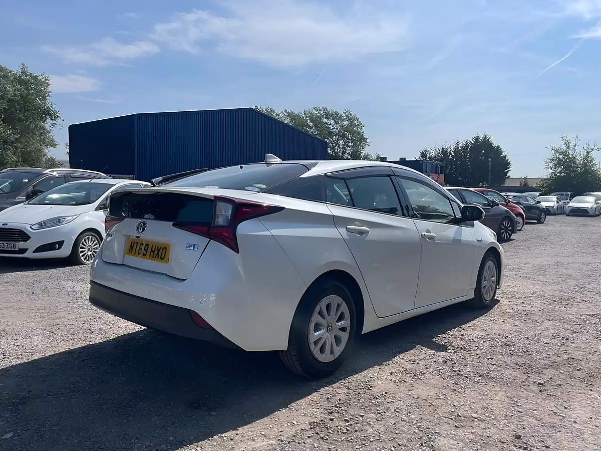 Used 2019 Toyota Prius Active White - Interior and Exterior details 7