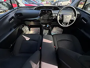 Used 2019 Toyota Prius Active White - Interior and Exterior details 13