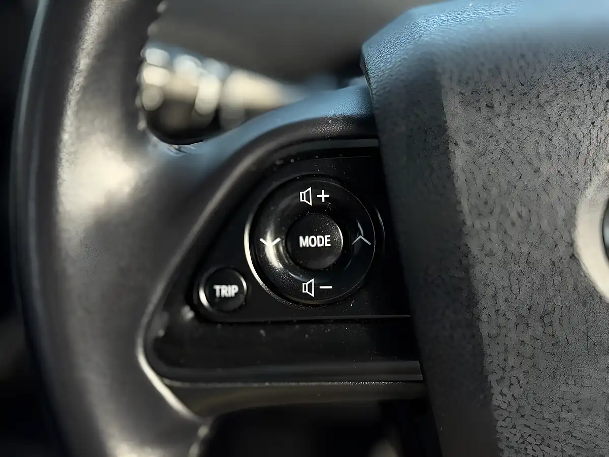 Used 2019 Toyota Prius Active White - Interior and Exterior details 18