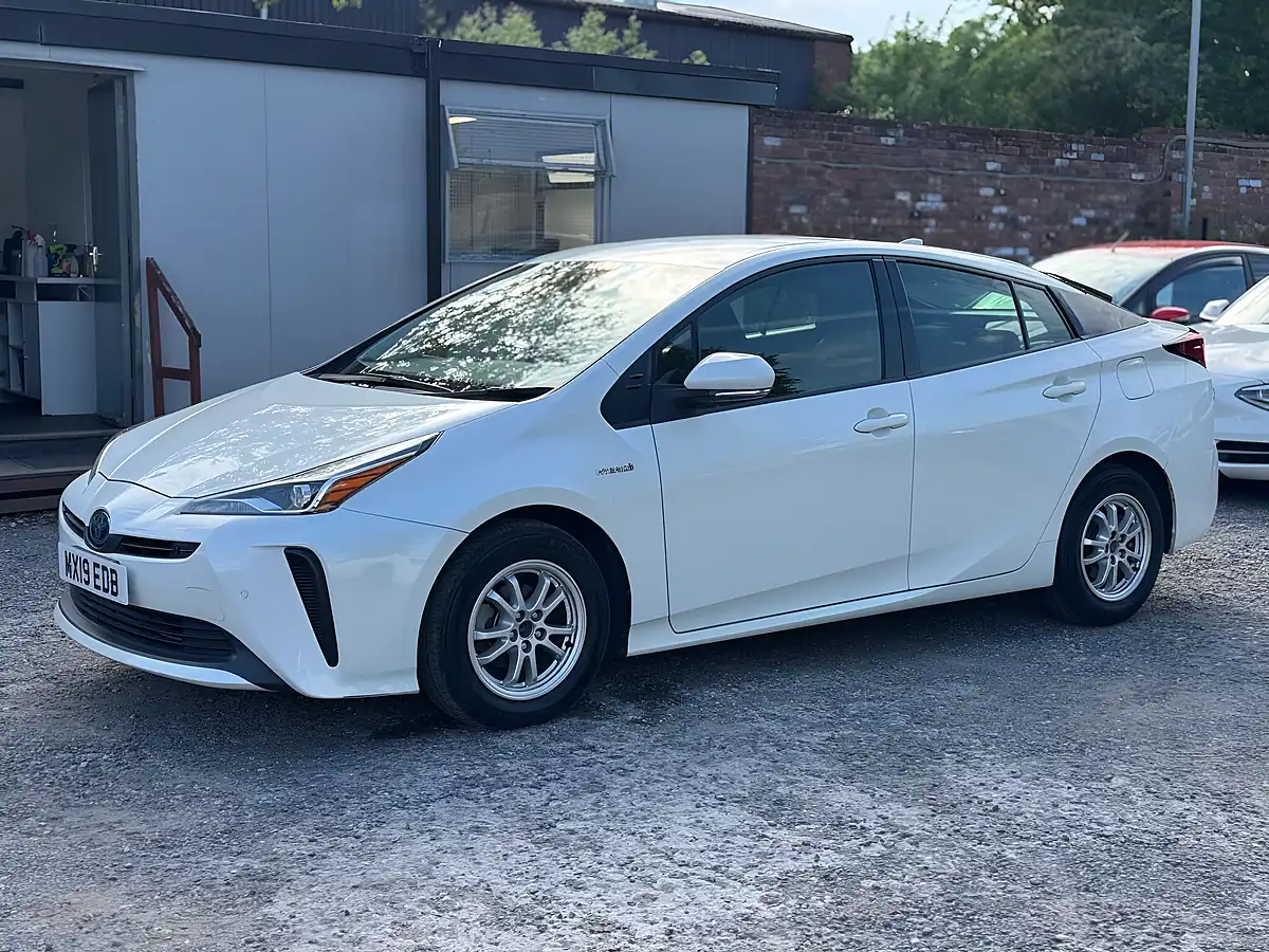 Used 2019 Toyota Prius Active White - Interior and Exterior details 3