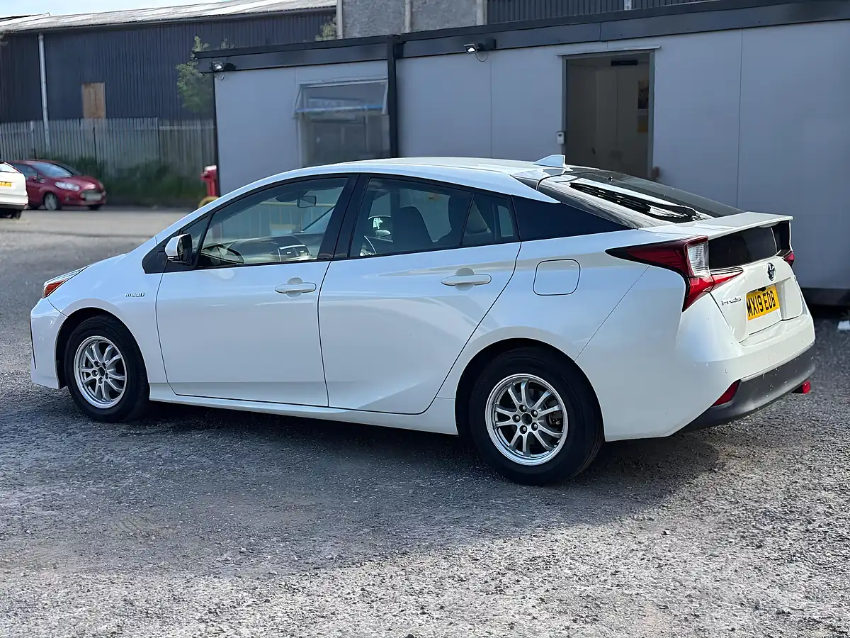Used 2019 Toyota Prius Active White - Interior and Exterior details 5