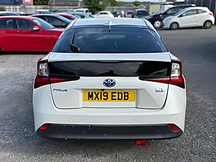 Used 2019 Toyota Prius Active White - Interior and Exterior details 6