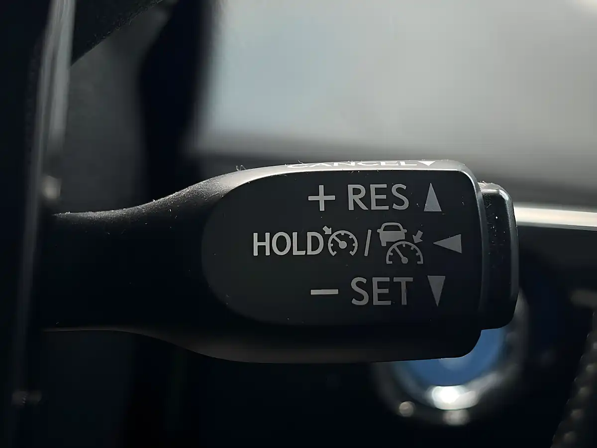 Used 2019 Toyota Prius Beige - Interior and Exterior details 19