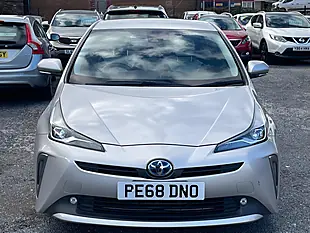 Used 2019 Toyota Prius Beige - Interior and Exterior details 2