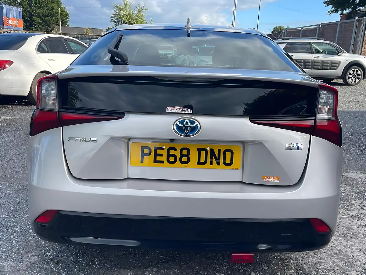 Used 2019 Toyota Prius Beige - Interior and Exterior details 6