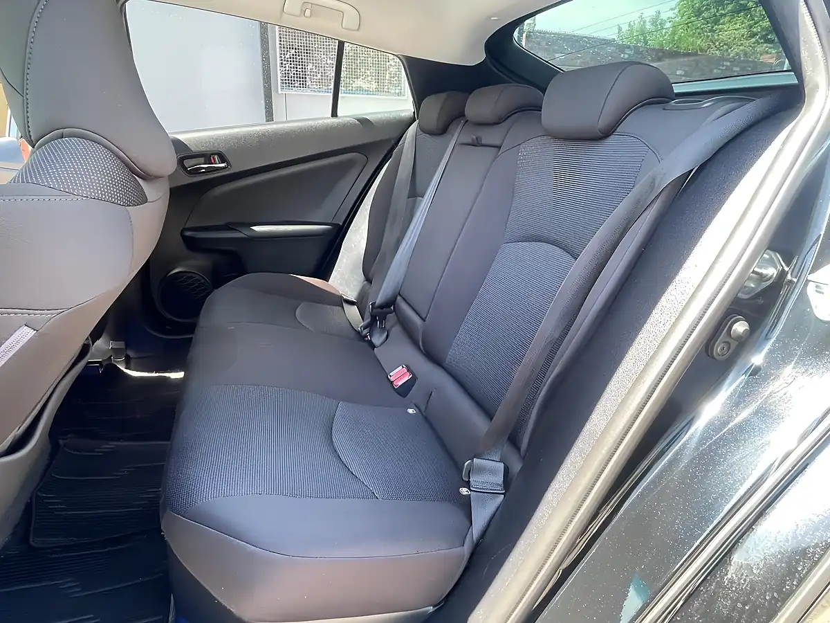 Used 2019 Toyota Prius Black - Interior and Exterior details 13