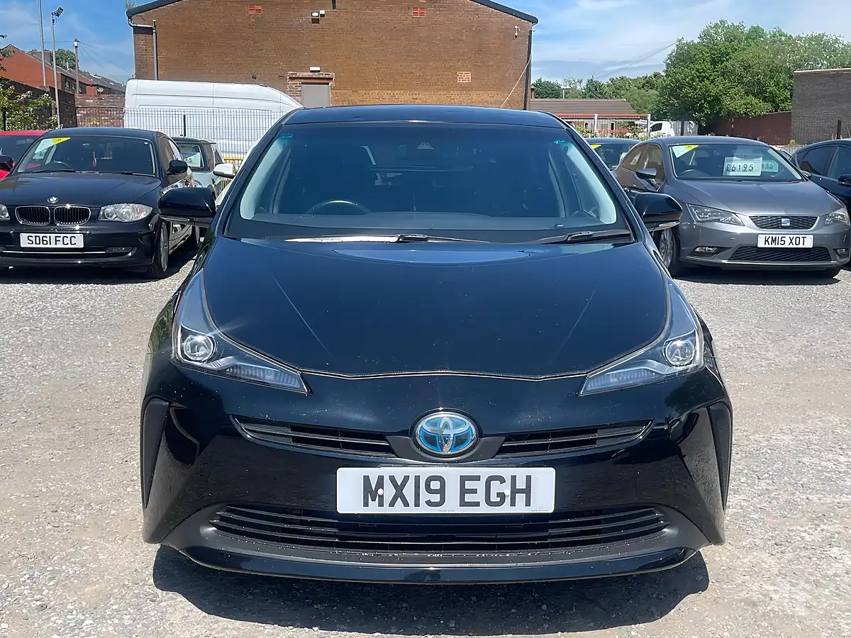 Used 2019 Toyota Prius Black - Interior and Exterior details 2