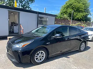 Used 2019 Toyota Prius Black - Interior and Exterior details 3