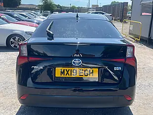 Used 2019 Toyota Prius Black - Interior and Exterior details 6