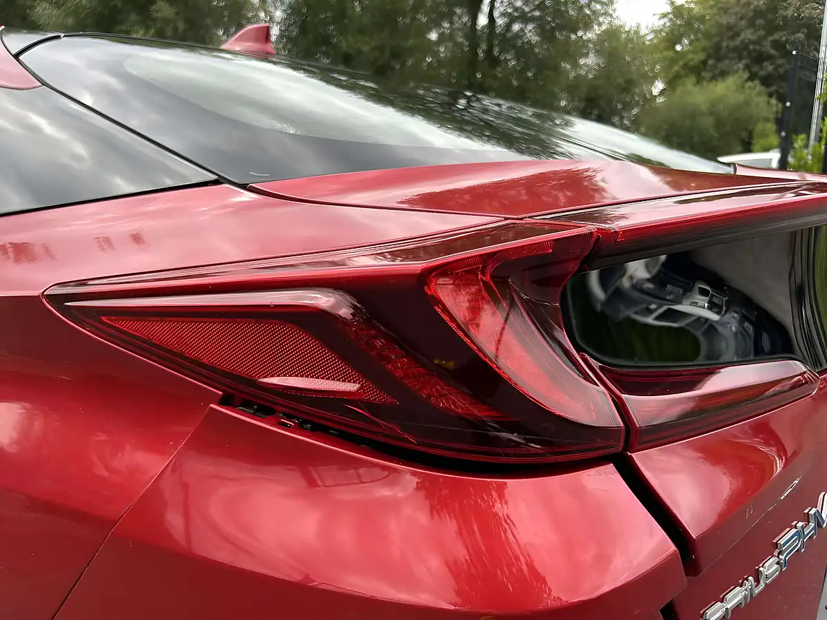 Used 2019 Toyota Prius Business Edition Plus Red - Interior and Exterior details 20