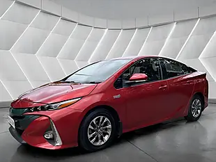 Used 2019 Toyota Prius Business Edition Plus Red - Interior and Exterior details 3