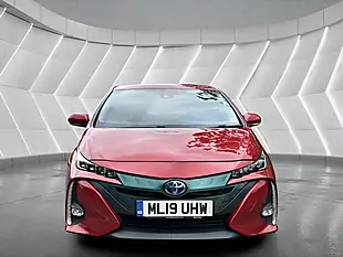 Used 2019 Toyota Prius Business Edition Plus Red - Interior and Exterior details 4