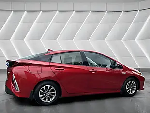Used 2019 Toyota Prius Business Edition Plus Red - Interior and Exterior details 8