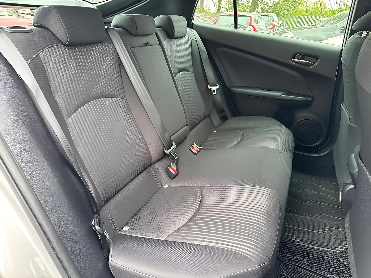 Used 2019 Toyota Prius Business Edition Plus Silver - Interior and Exterior details 11