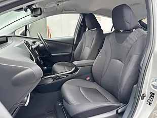 Used 2019 Toyota Prius Business Edition Plus Silver - Interior and Exterior details 14
