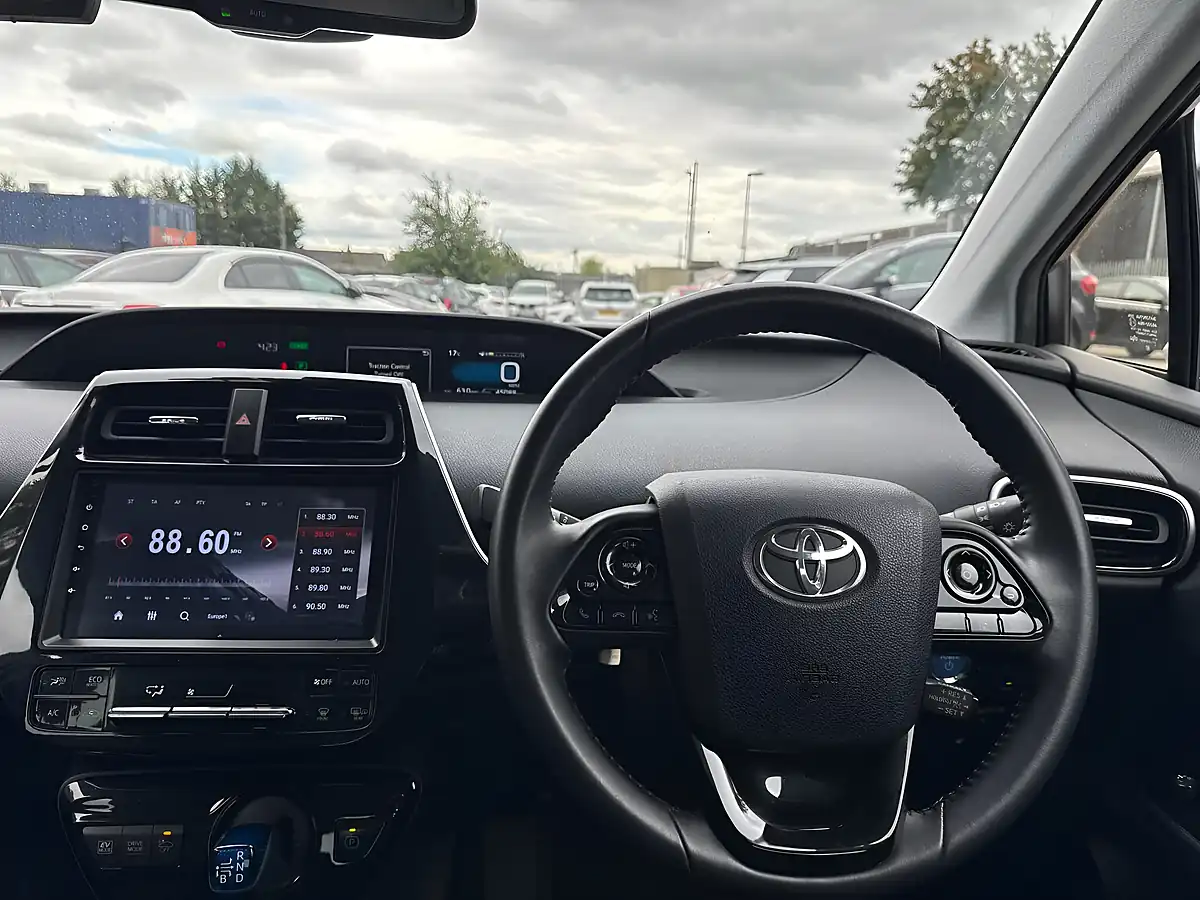 Used 2019 Toyota Prius Business Edition Plus Silver - Interior and Exterior details 15