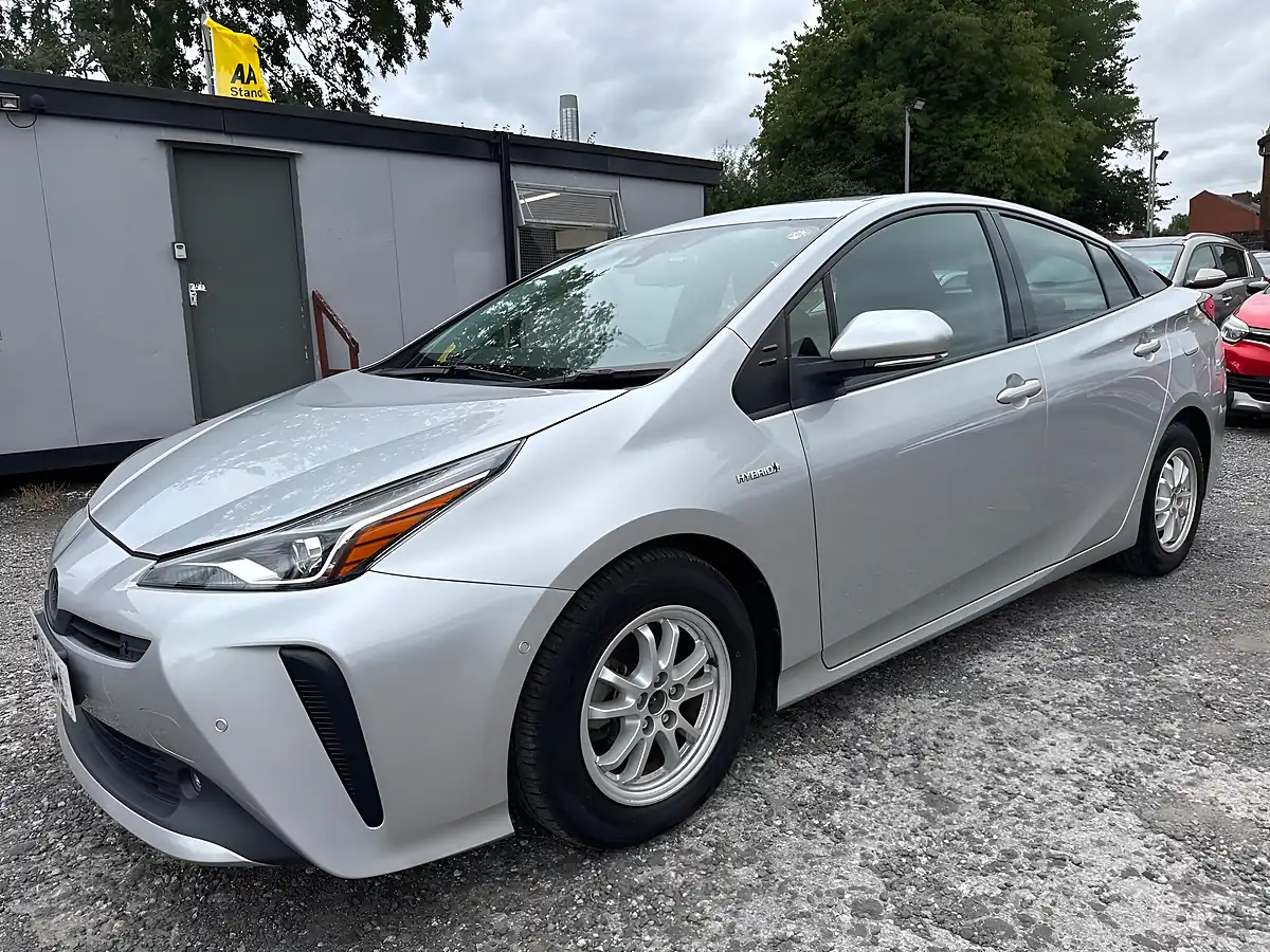 Used 2019 Toyota Prius Business Edition Plus Silver - Interior and Exterior details 3