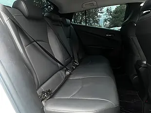 Used 2019 Toyota Prius Business Edition Plus White - Interior and Exterior details 10