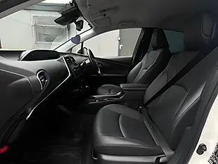 Used 2019 Toyota Prius Business Edition Plus White - Interior and Exterior details 12