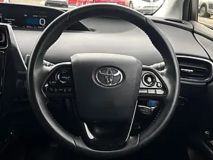 Used 2019 Toyota Prius Business Edition Plus White - Interior and Exterior details 15