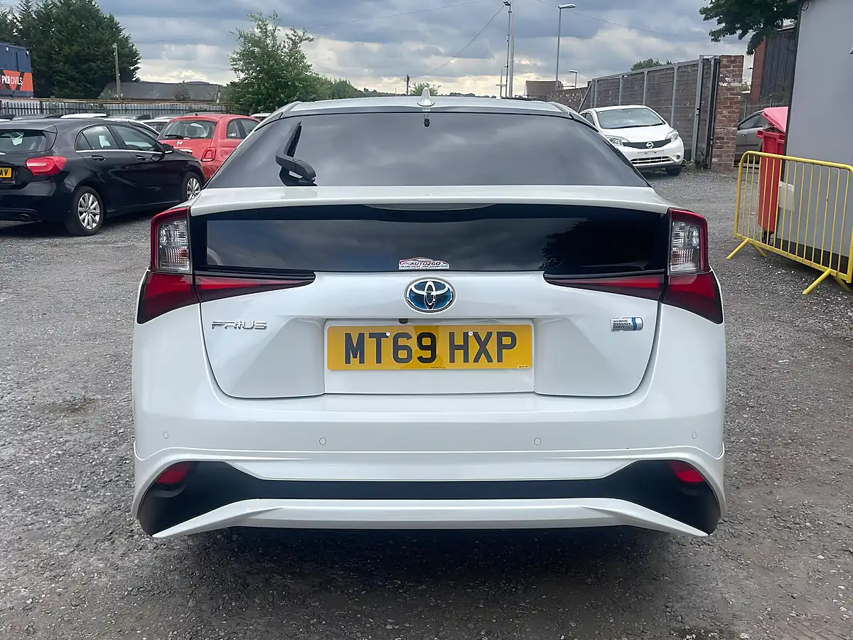 Used 2019 Toyota Prius Business Edition Plus White - Interior and Exterior details 5