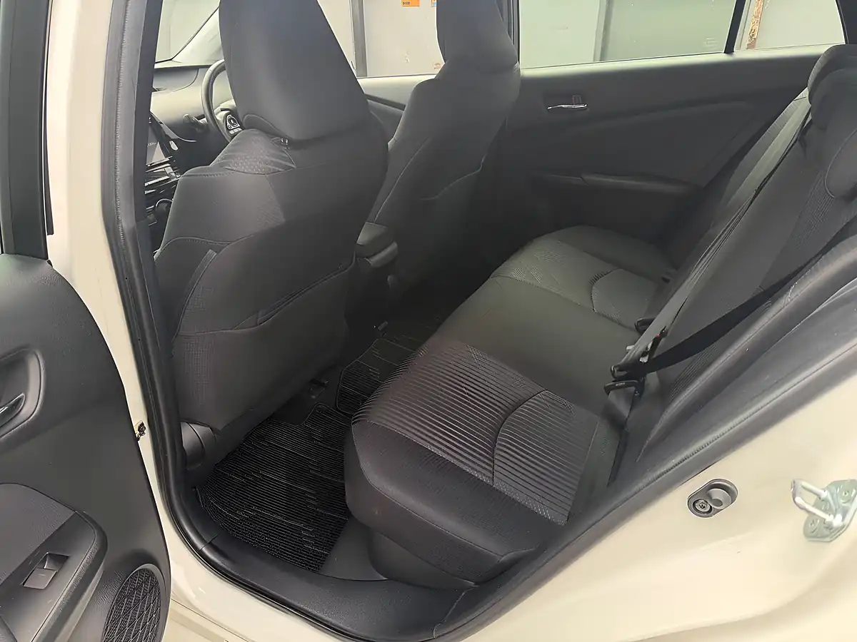 Used 2019 Toyota Prius Business Edition Plus White - Interior and Exterior details 12