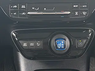 Used 2019 Toyota Prius Business Edition Plus White - Interior and Exterior details 19