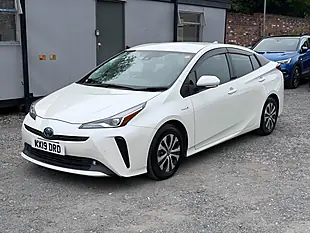 Used 2019 Toyota Prius Business Edition Plus White - Interior and Exterior details 3
