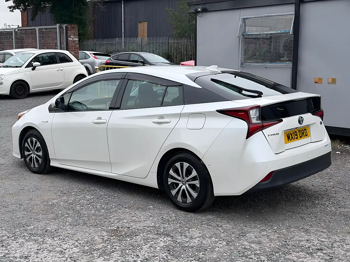 Used 2019 Toyota Prius Business Edition Plus White - Interior and Exterior details 5