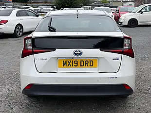 Used 2019 Toyota Prius Business Edition Plus White - Interior and Exterior details 6