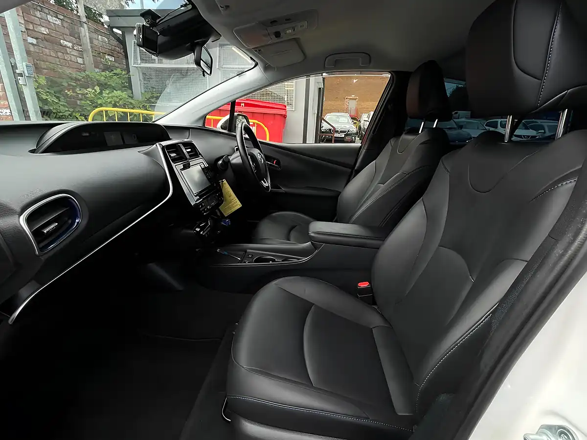 Used 2019 Toyota Prius Business Edition White - Interior and Exterior details 13