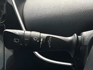 Used 2019 Toyota Prius Business Edition White - Interior and Exterior details 18