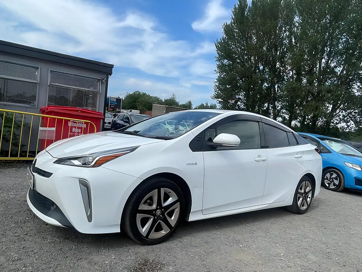 Used 2019 Toyota Prius Business Edition White - Interior and Exterior details 3