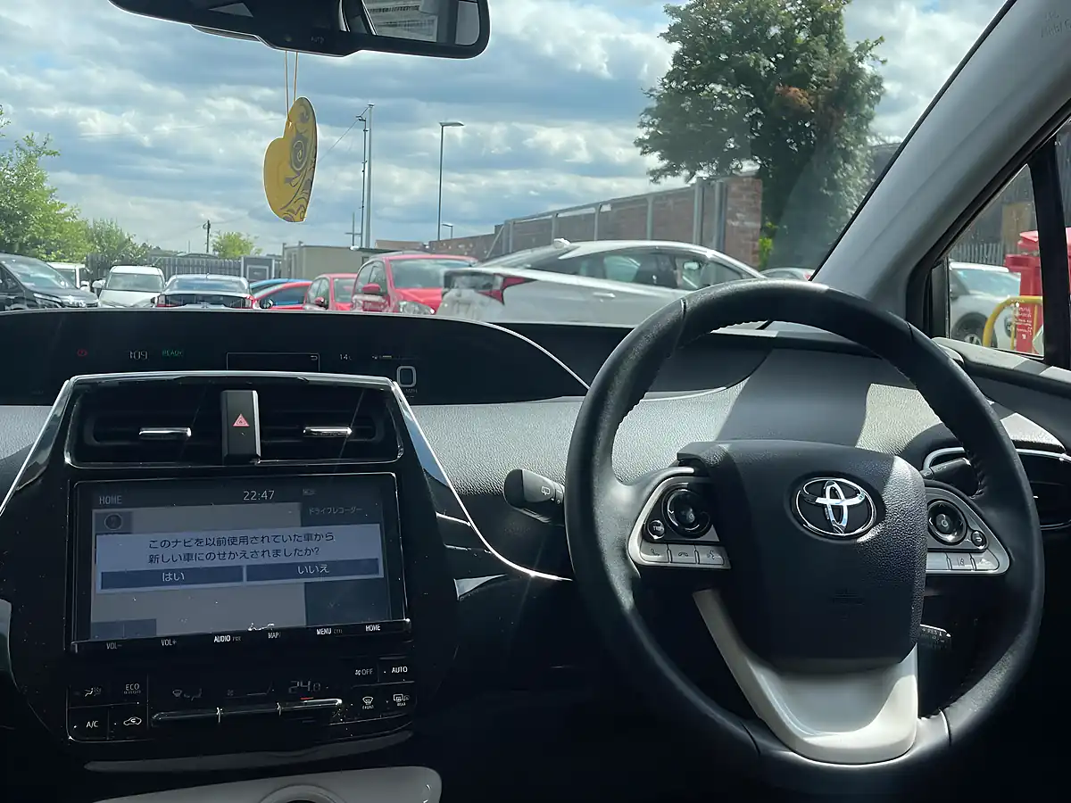 Used 2019 Toyota Prius Business Edition White - Interior and Exterior details 15