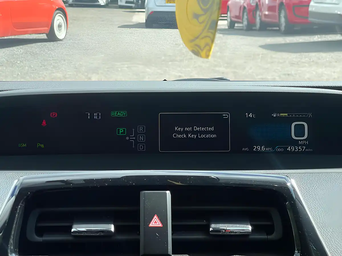 Used 2019 Toyota Prius Business Edition White - Interior and Exterior details 17