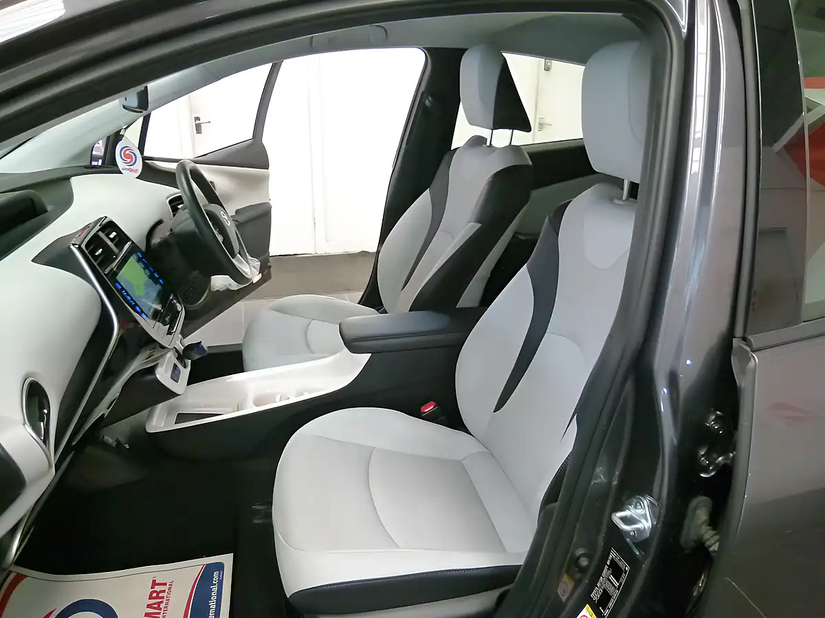 Used 2019 Toyota Prius Excel Grey - Interior and Exterior details 14