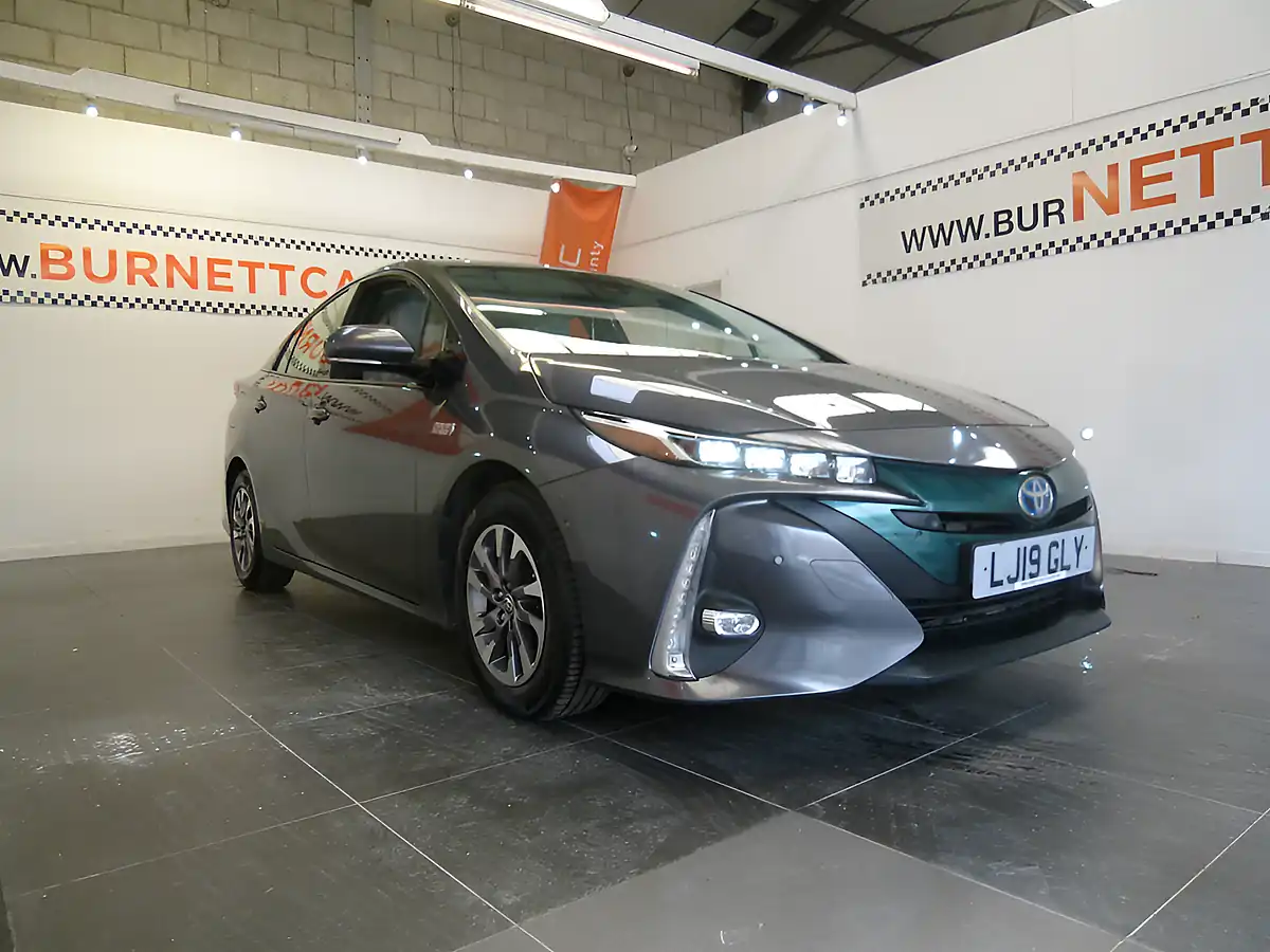Used 2019 Toyota Prius Excel Grey - Interior and Exterior details 9