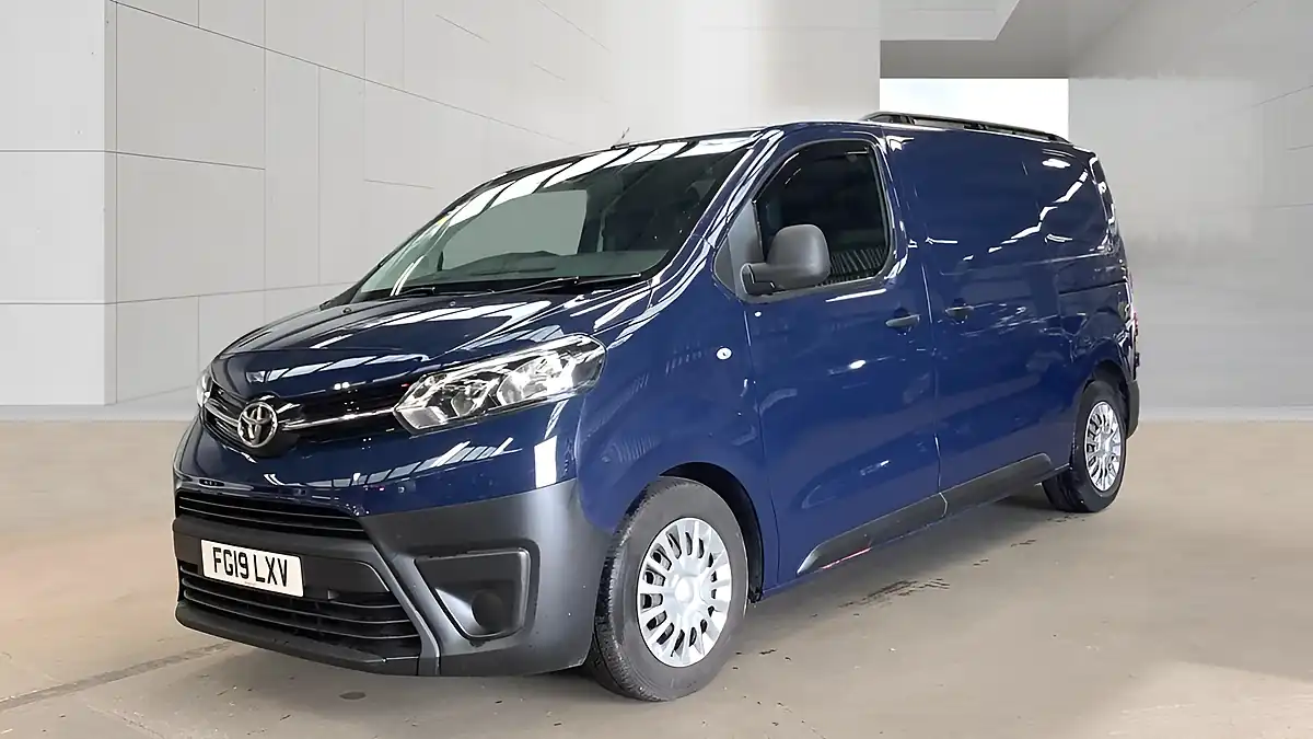 Used 2019 Toyota Proace Icon Medium Blue - Interior and Exterior details 2