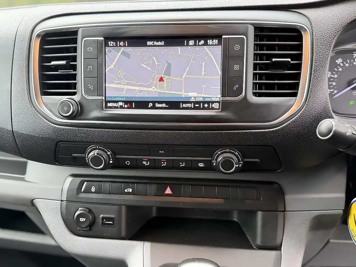 Used 2019 Toyota Proace Icon White - Interior and Exterior details 17