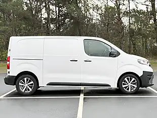 Used 2019 Toyota Proace Icon White - Interior and Exterior details 9