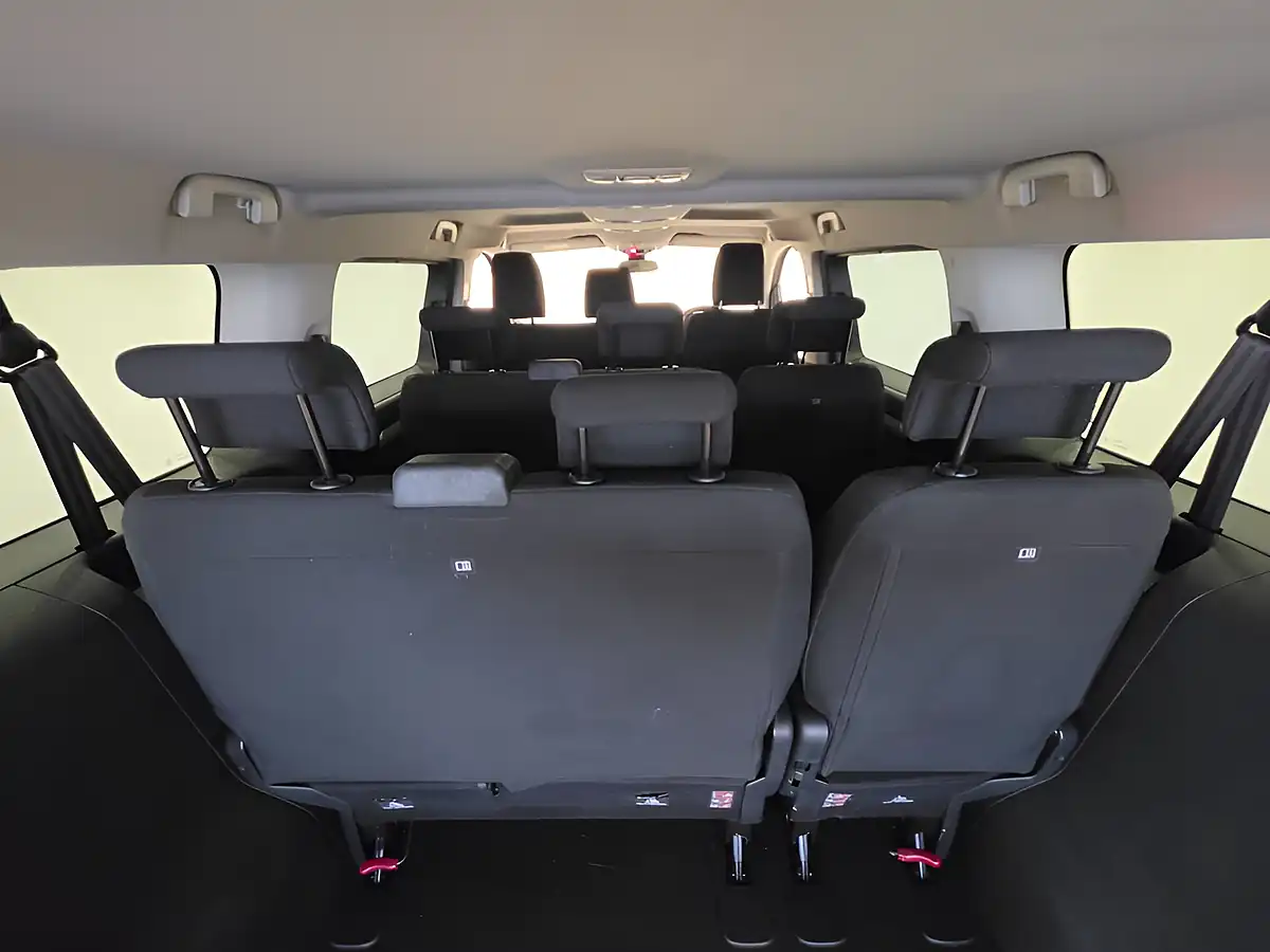Used 2019 Toyota Proace Verso Shuttle Long Silver - Interior and Exterior details 11