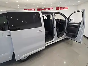 Used 2019 Toyota Proace Verso Shuttle Long Silver - Interior and Exterior details 15