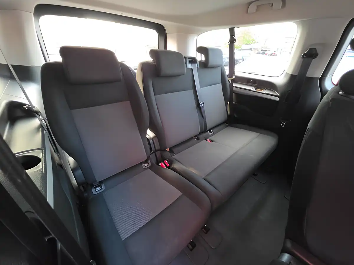 Used 2019 Toyota Proace Verso Shuttle Long Silver - Interior and Exterior details 16