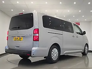 Used 2019 Toyota Proace Verso Shuttle Long Silver - Interior and Exterior details 5