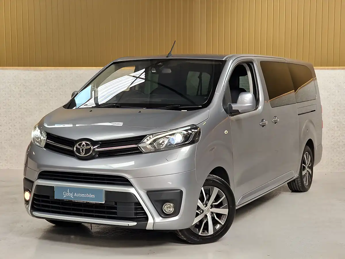 Used 2019 Toyota Proace Verso Vip Long Gris Artense Metallic - Interior and Exterior details 16