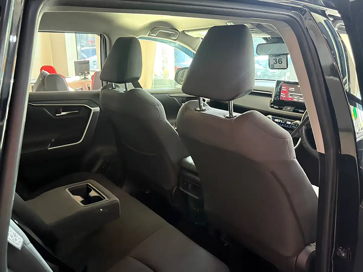 Used 2019 Toyota RAV4 Design Black - Interior and Exterior details 13