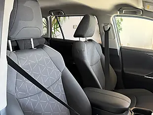 Used 2019 Toyota RAV4 Design Black - Interior and Exterior details 14