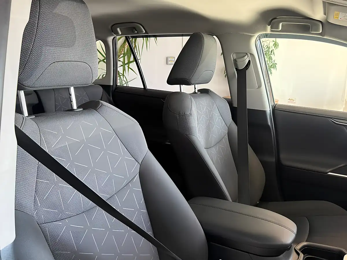 Used 2019 Toyota RAV4 Design Black - Interior and Exterior details 14