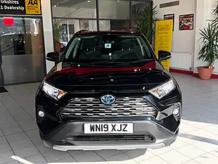 Used 2019 Toyota RAV4 Design Black - Interior and Exterior details 4